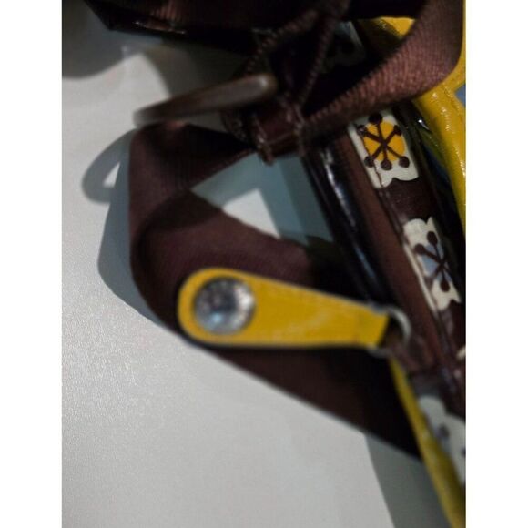 Vera Bradley Floral Vinyl Messenger Bag With Adjustable Strap & Yellow Accents - Picture 5 of 12